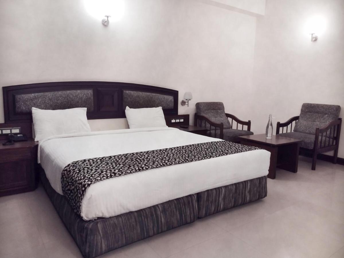 Hotel Elite Palazzo Kochi Extérieur photo